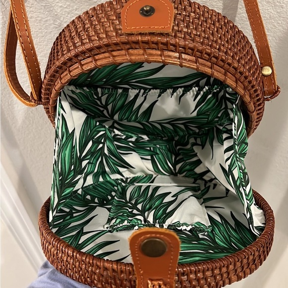 Boho Rattan Handwoven purse - Picture 5 of 6